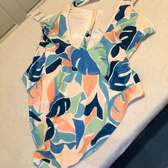 Old Navy - Picture 2 of 3